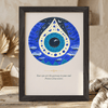 Kunstdruck mit Nazar-Auge in kosmischem Blau, Weiß und Schwarz, gestaltet in einer detailreichen mosaikähnlichen Optik.
